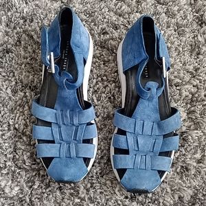 Susana Traça Sandal for Women in Blue, size 39